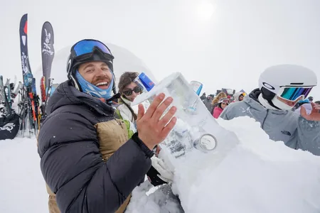 ICE AGE × Red Bull Winter Vibes